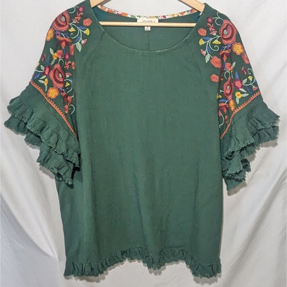 Umgee Plus Women's Linen Blend 1XL Green Floral Fringed Embroidered Top Festive